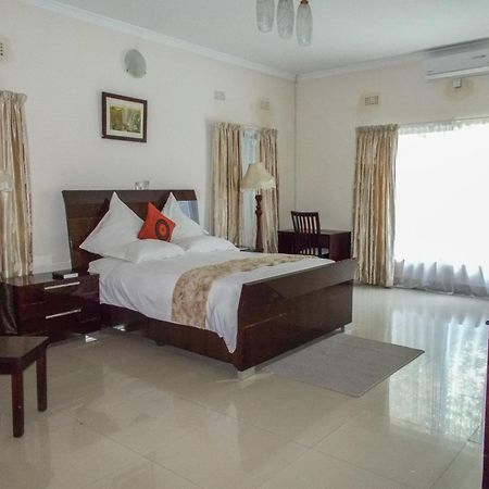 Waterfalls Hotel Lusaka Exterior photo