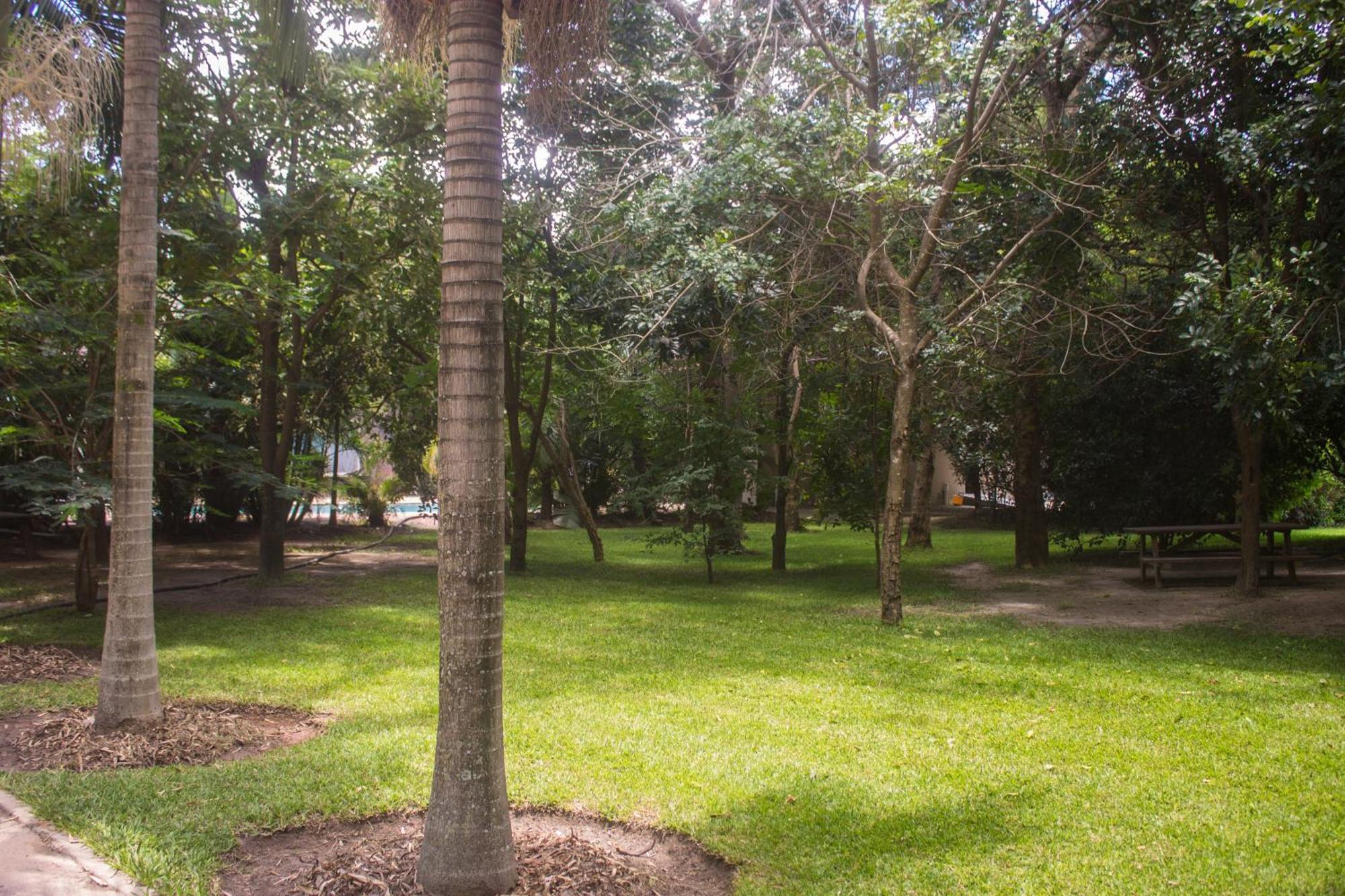 Waterfalls Hotel Lusaka Exterior photo
